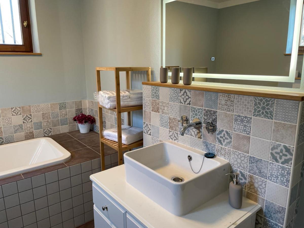 Apartamento Schellnhof Forsthaus Am Waldrand Nidda Exterior foto